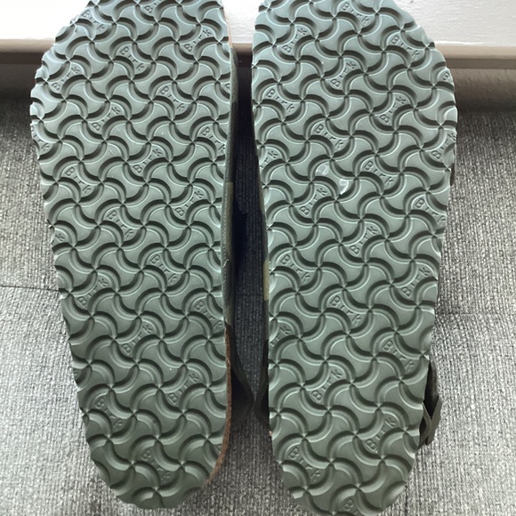 Birkenstock Men's Arizona Birko-Flor Soft Footbed Two-Strap Sandals, size EU 46 - Picture 8 of 10